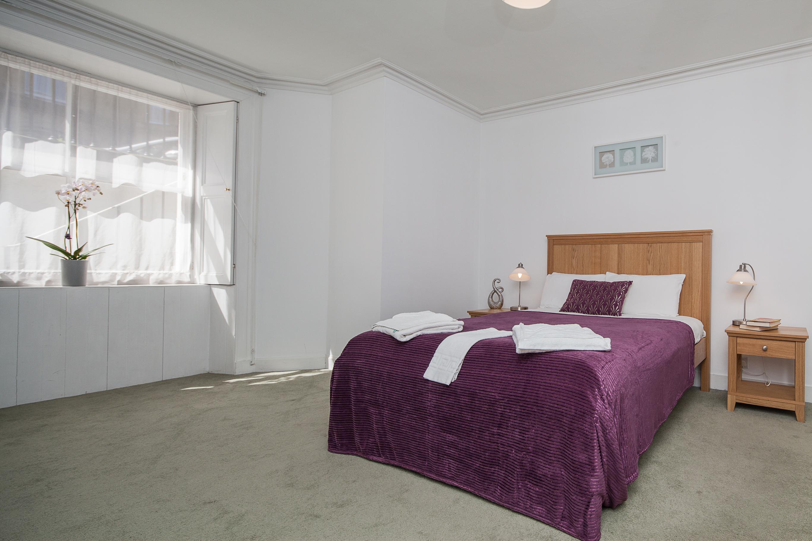 Piries Hotel Единбург Екстер'єр фото