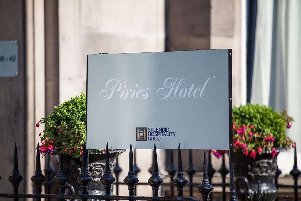Piries Hotel Единбург Екстер'єр фото