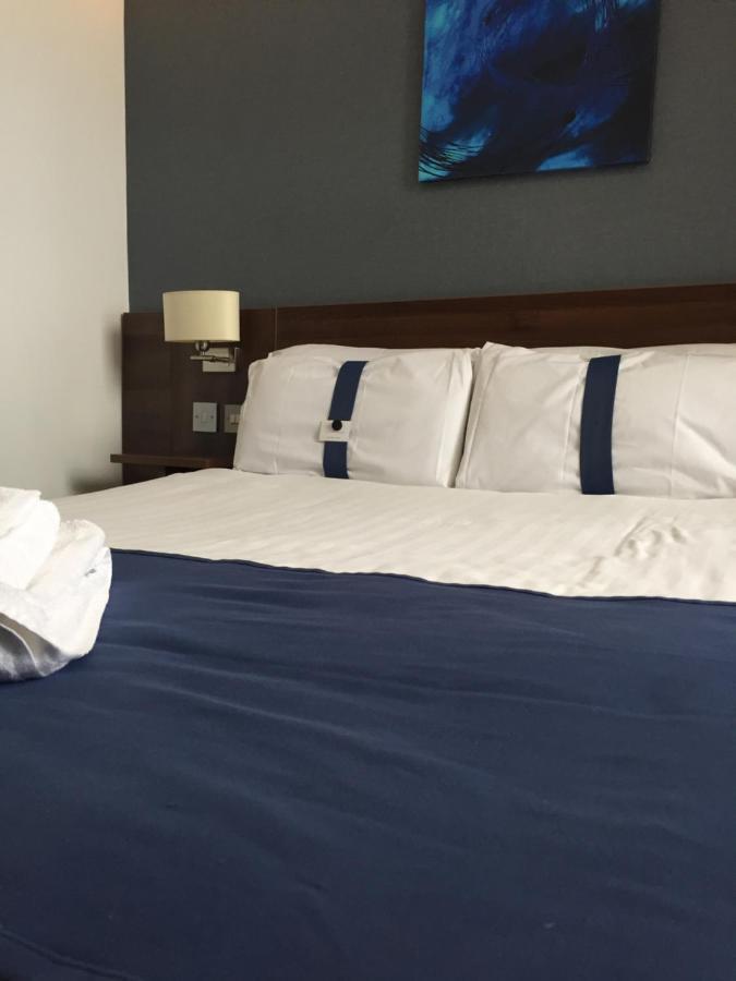 Piries Hotel Единбург Екстер'єр фото