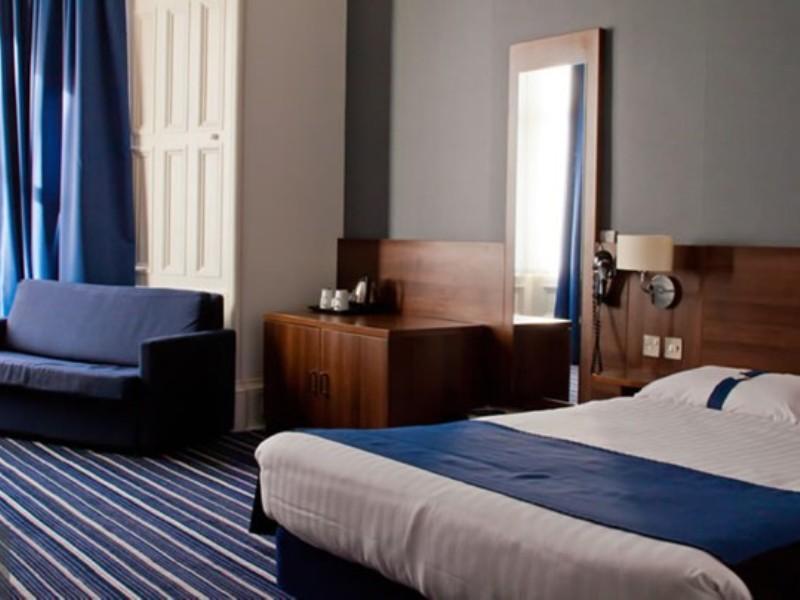 Piries Hotel Единбург Екстер'єр фото